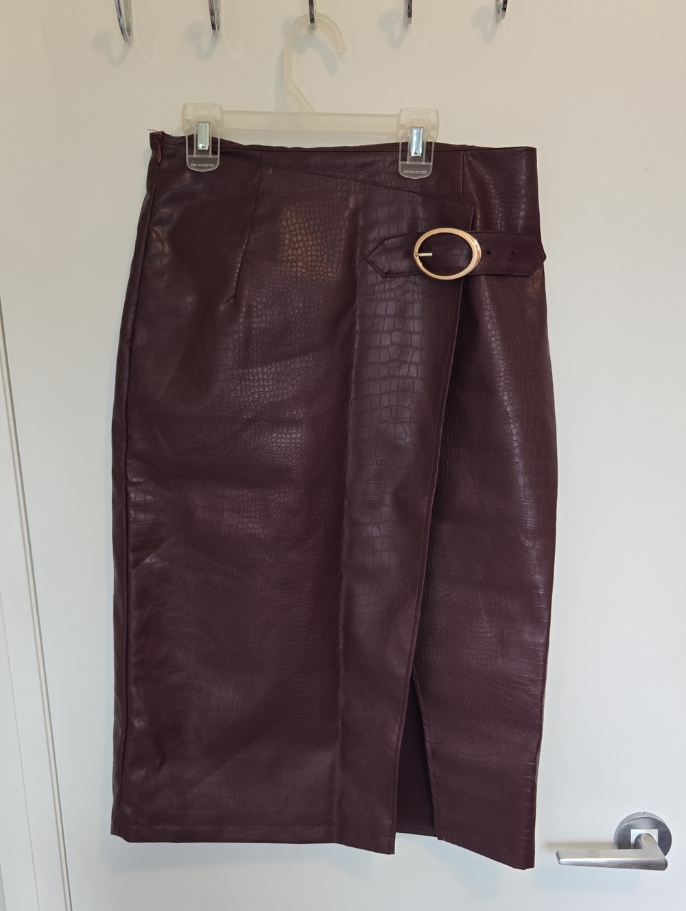 MOTF Burgundy Faux-Leather Croc-Embossed Midi Skirt with Gold Buckle